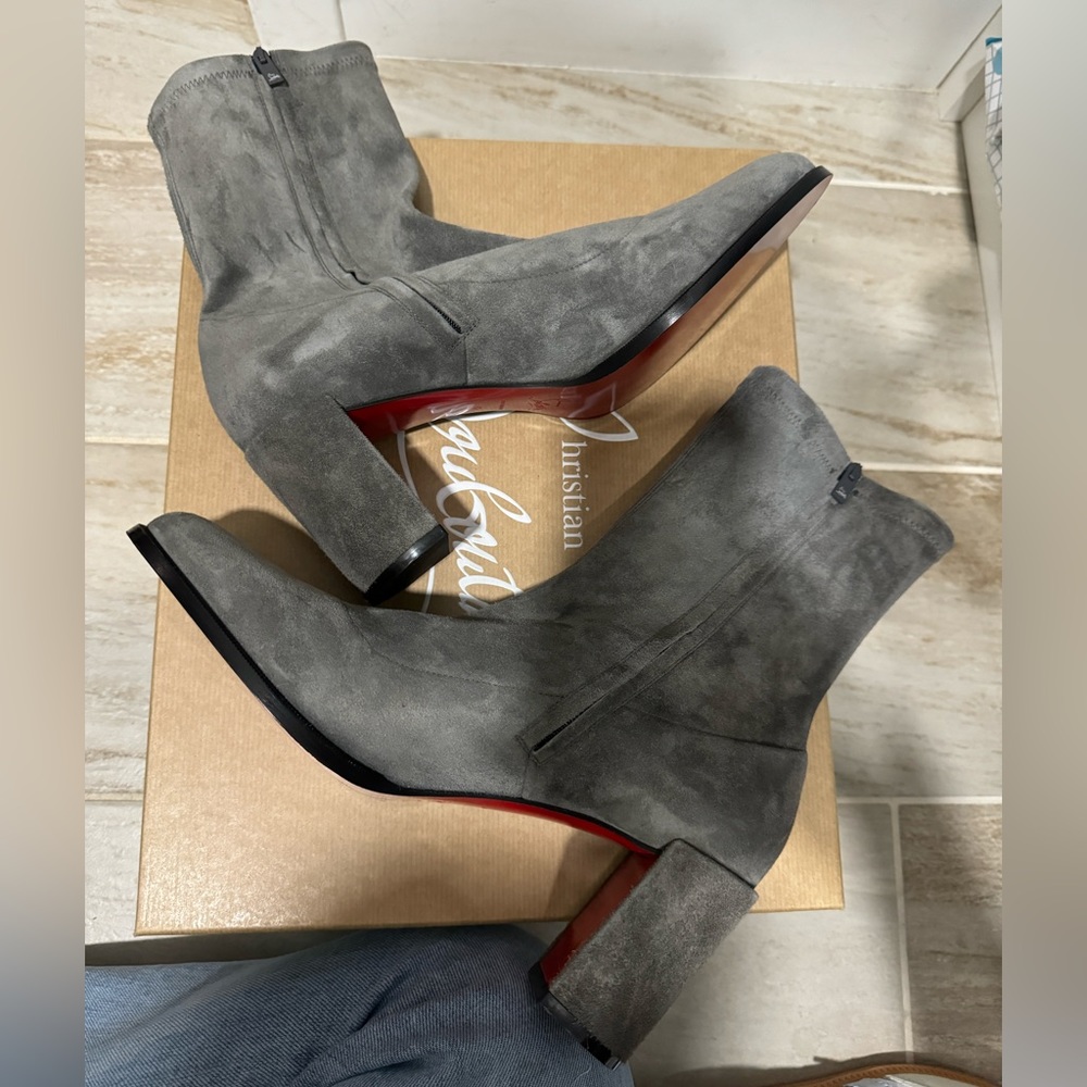Christian Louboutin Grey Boots Stretchadoxa